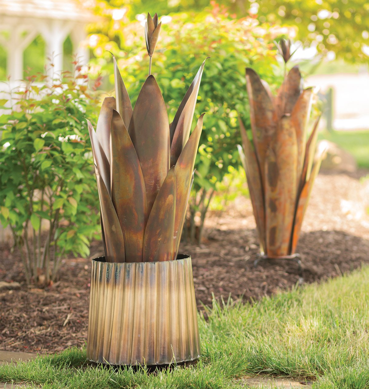 VTe-20260801-15OffGardenAccents_02